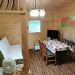 Drewniane Alpejskie Alpesi faház