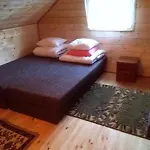 Drewniane Alpejskie Alpesi faház *