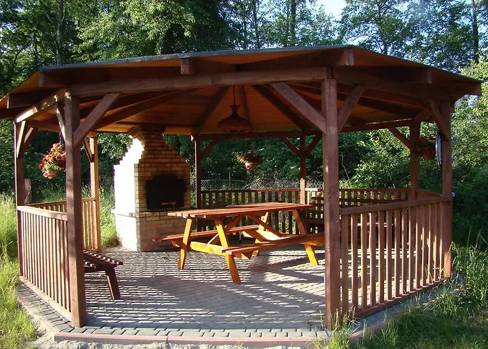 Drewniane Alpejskie Alpesi faház *